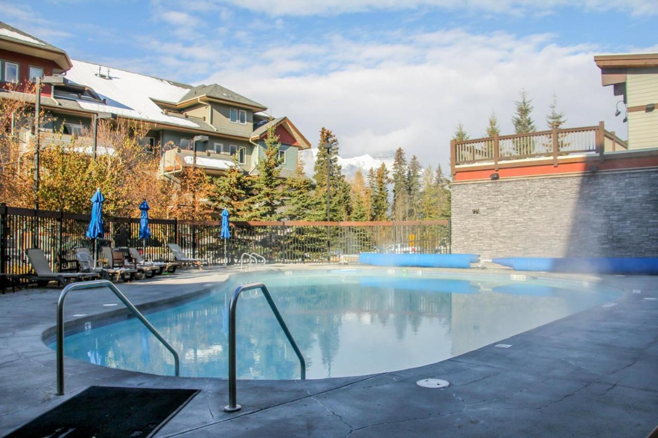 شقة كانمور  في Spectacular Mountain View Corner Unit Pool Hot Tub Park Pass المظهر الخارجي الصورة