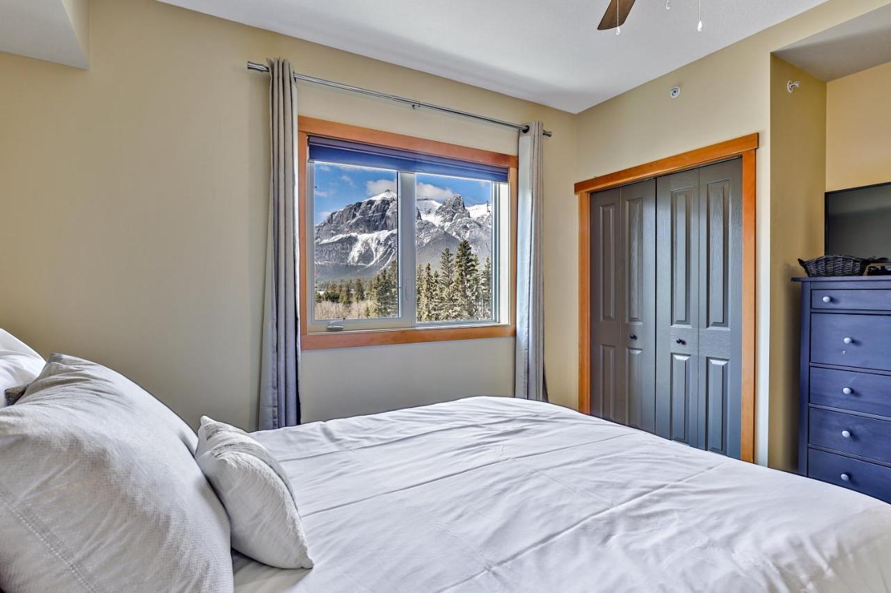 شقة كانمور  في Spectacular Mountain View Corner Unit Pool Hot Tub Park Pass المظهر الخارجي الصورة